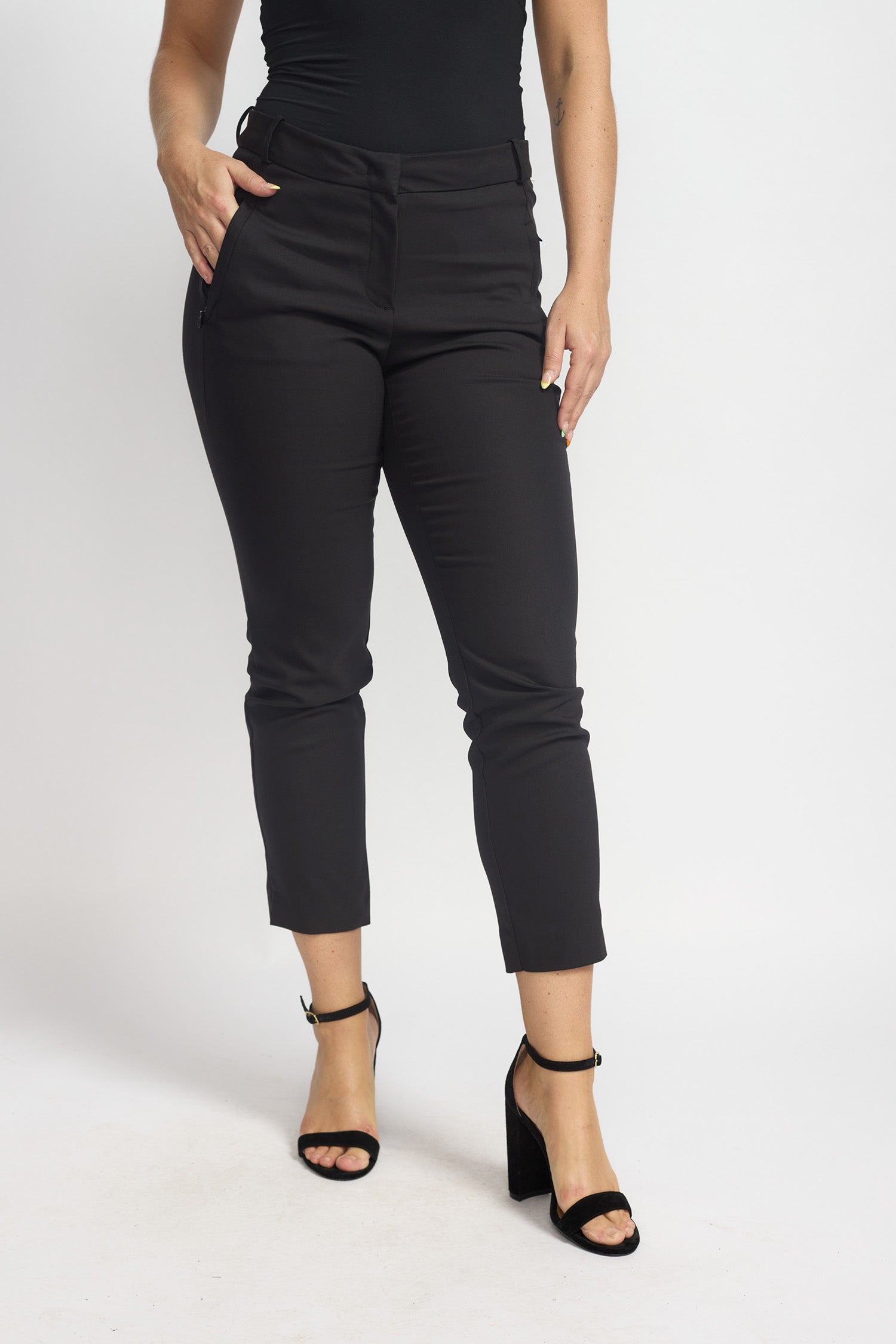 ABELONA Black