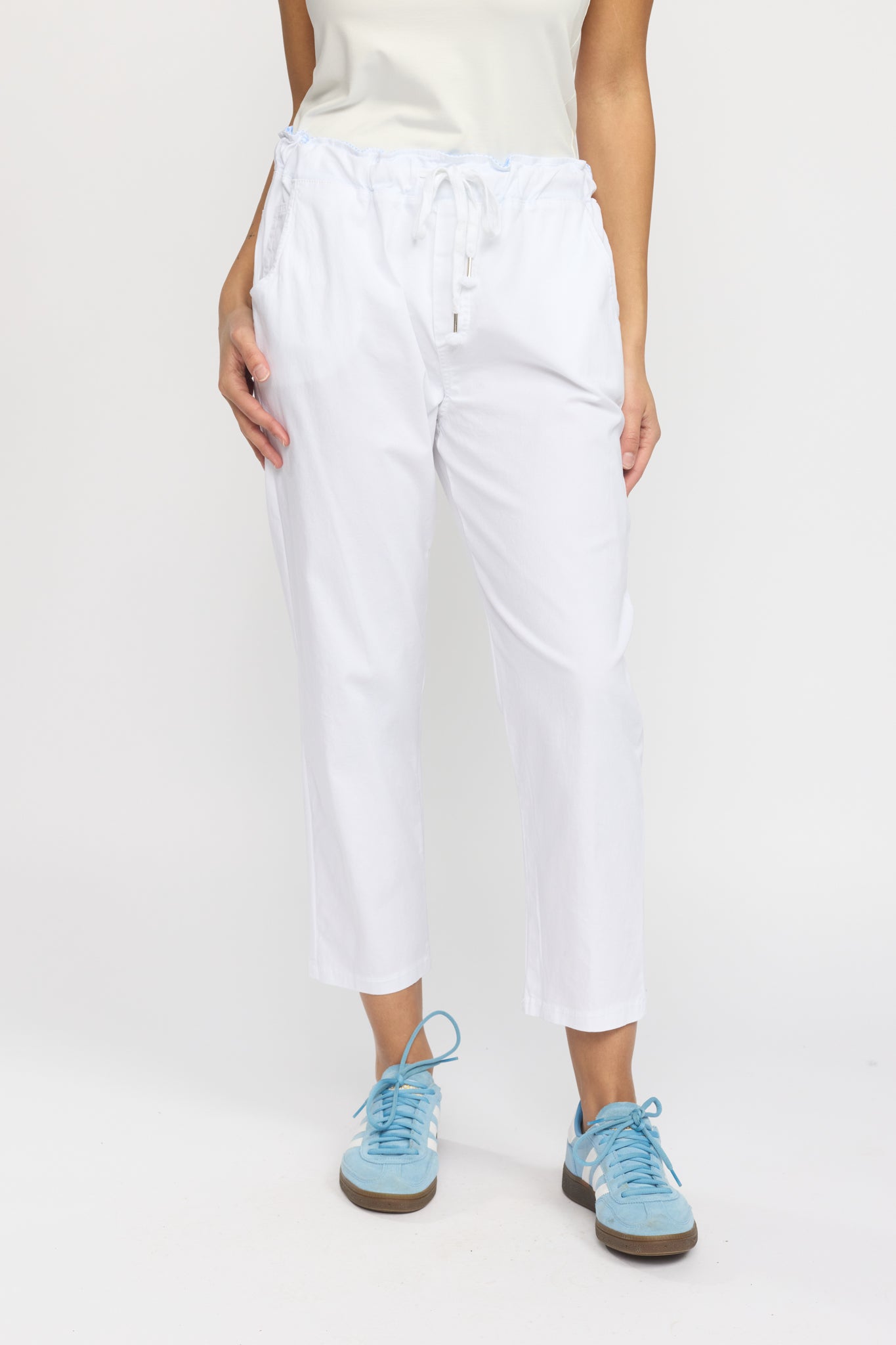 ABRIZ.SP25 White