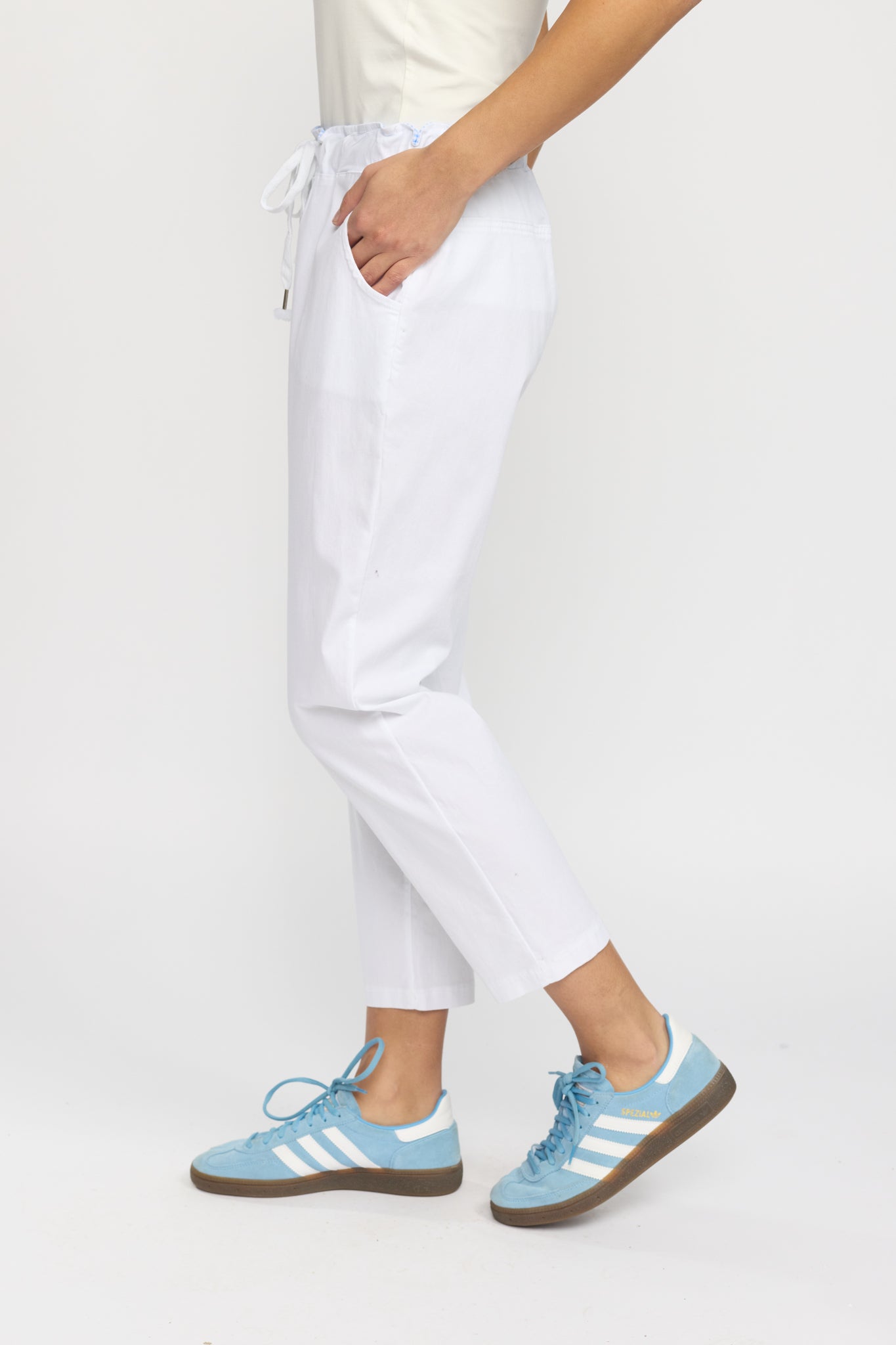 ABRIZ.SP25 White