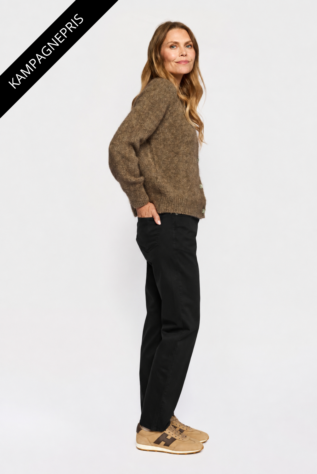 BARIA BLACK