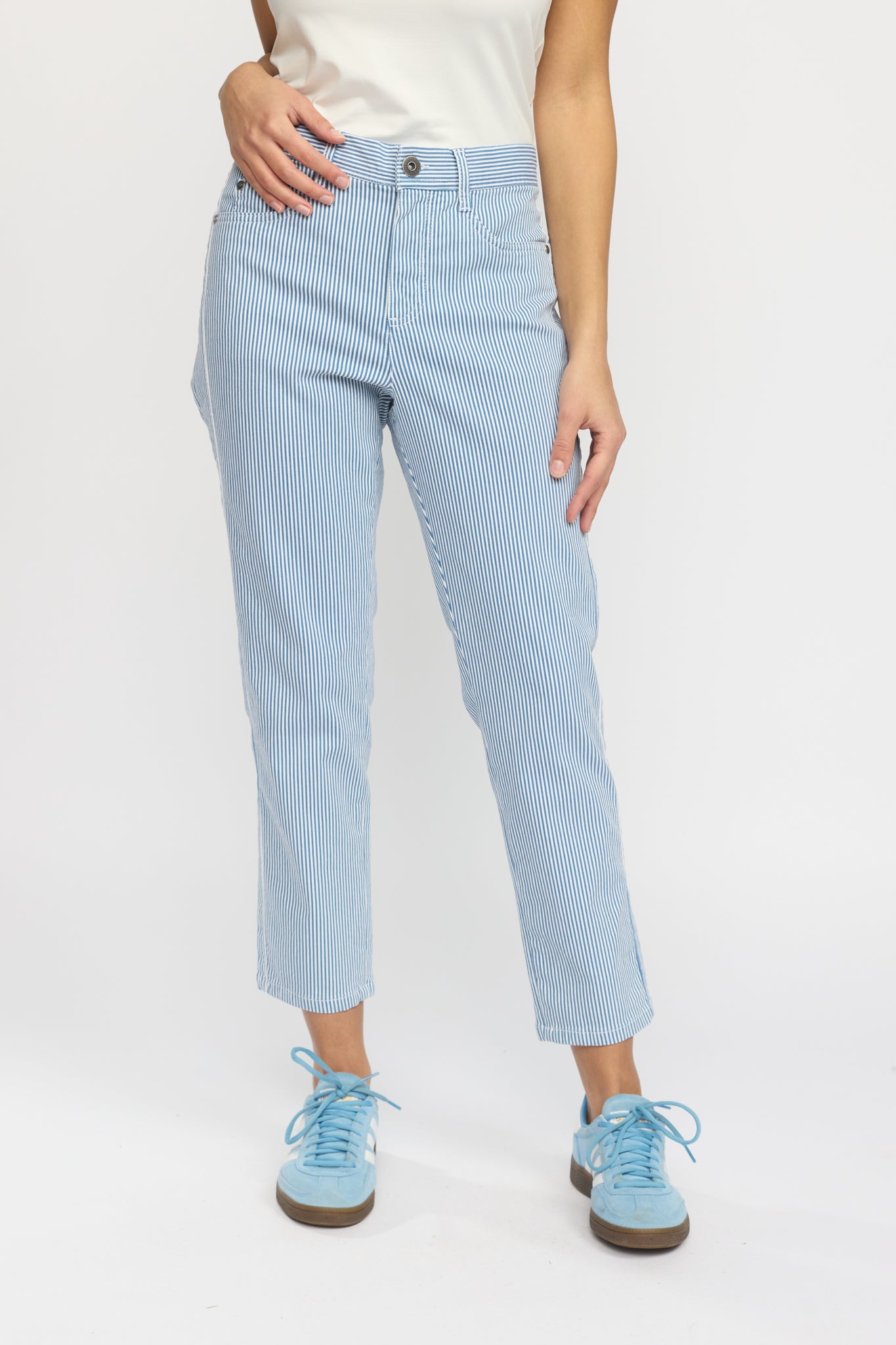 BECKY.SP25 Blue