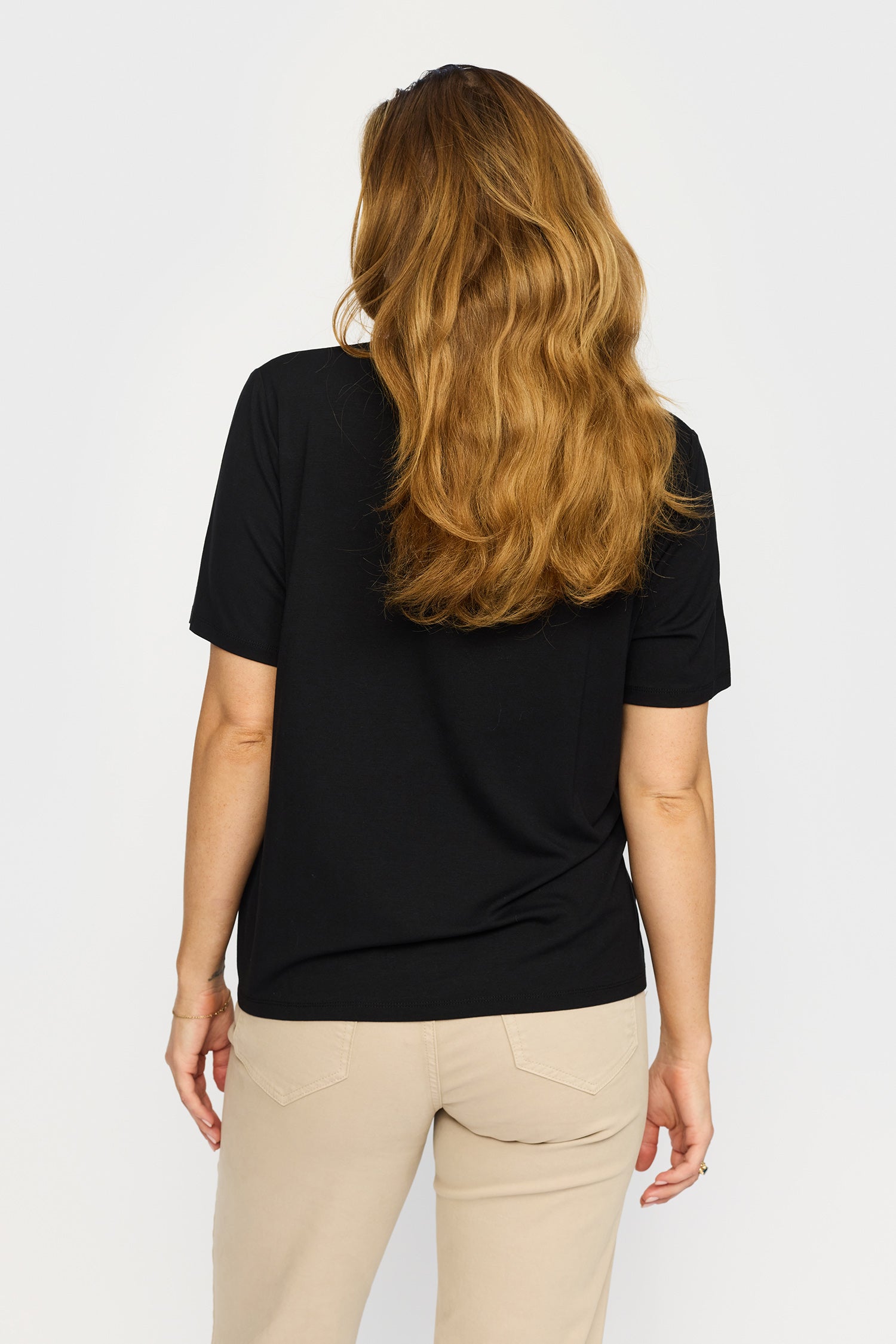 DARIN.EA25 Black
