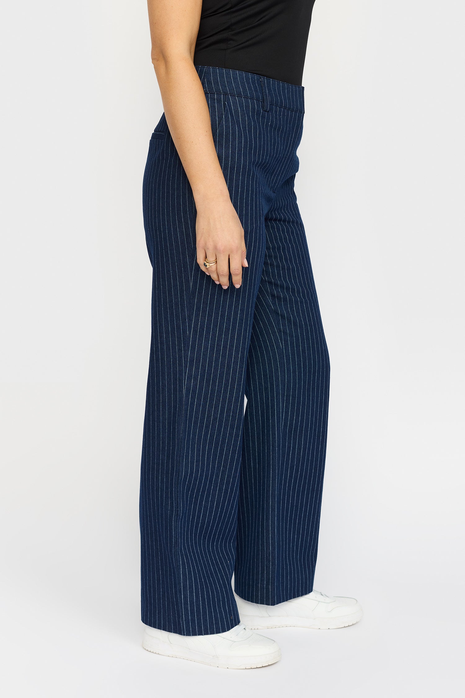 DINAN.EA25 DENIM STRIPE