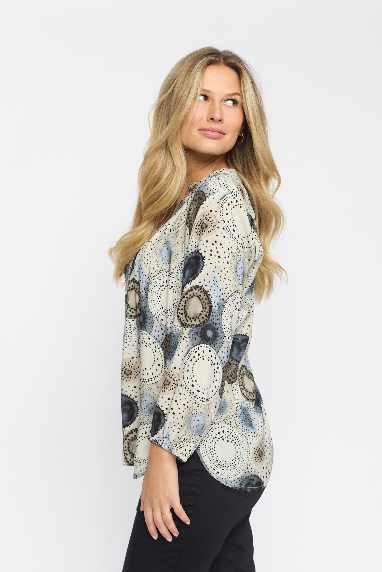 DORTE.ES25 Blue Circle