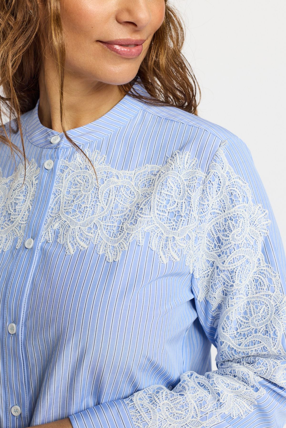 ELINOR LIGHT BLUE