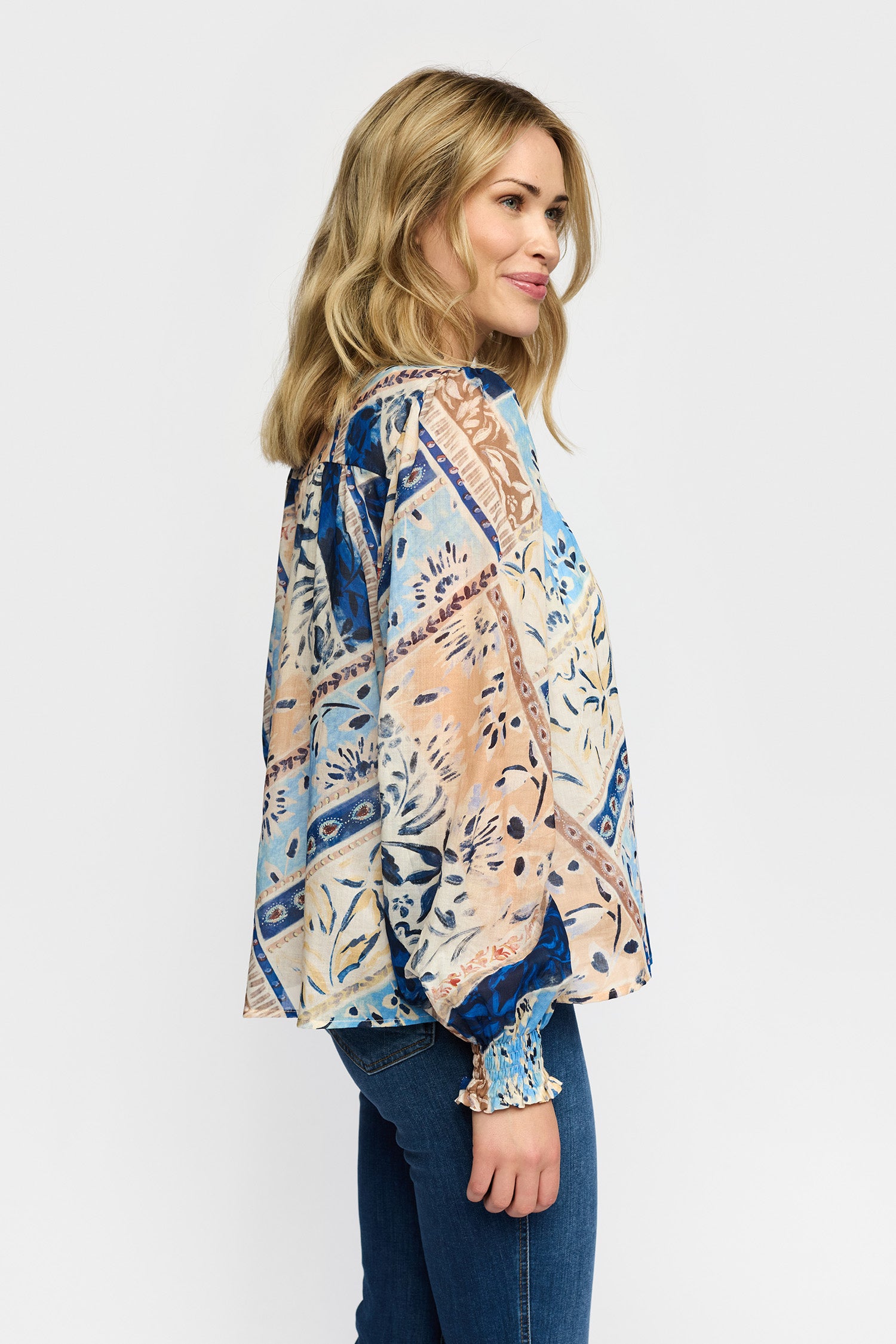 FIA BLUE