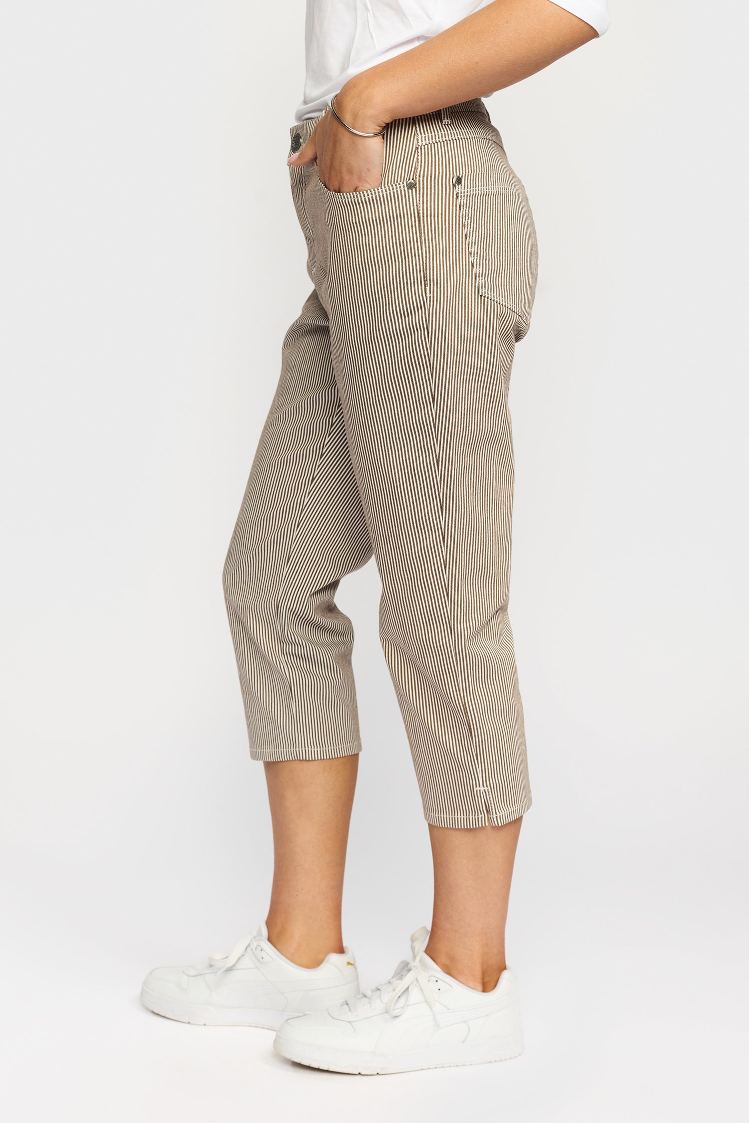 FIRA BROWN STRIPE