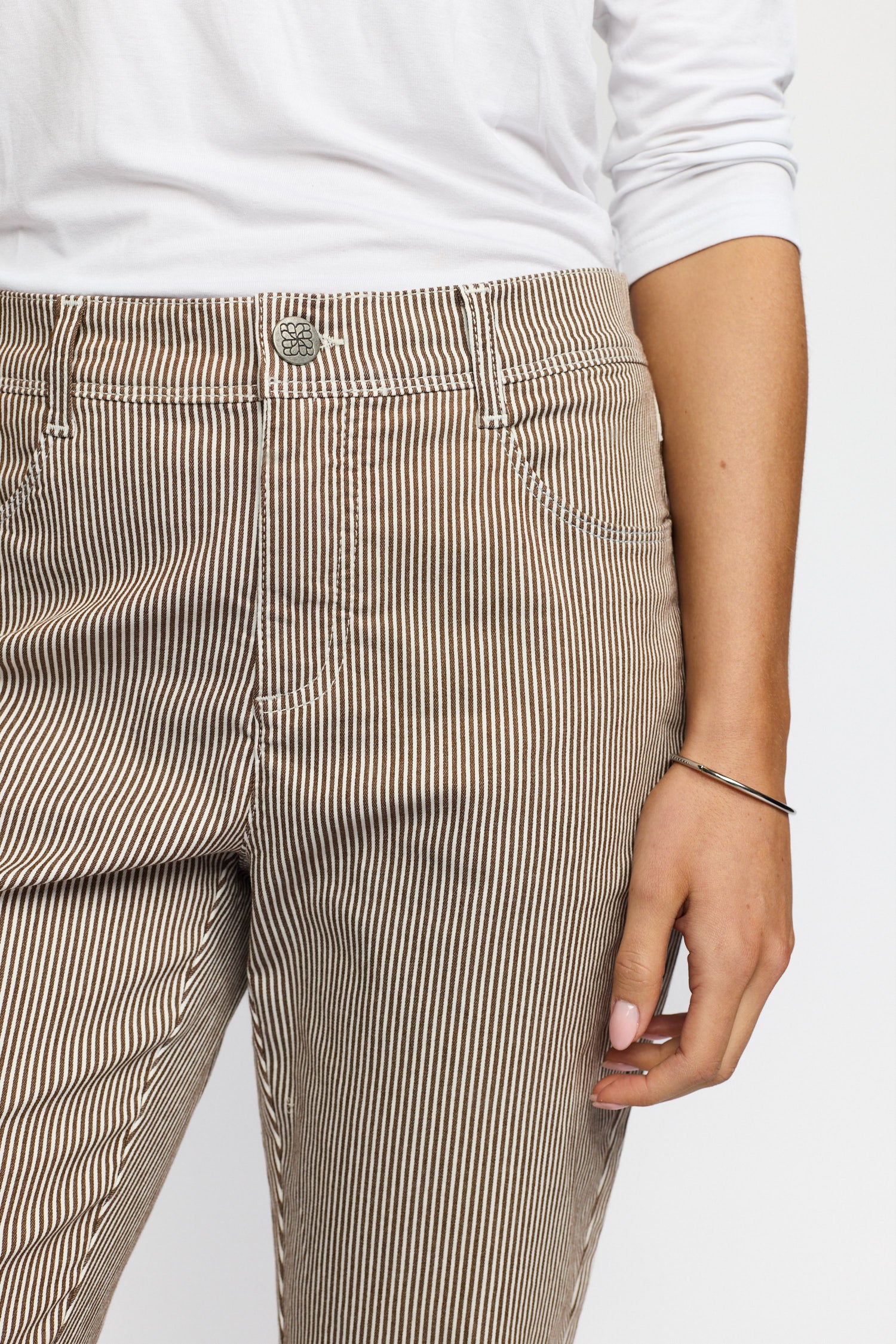 FIRA BROWN STRIPE