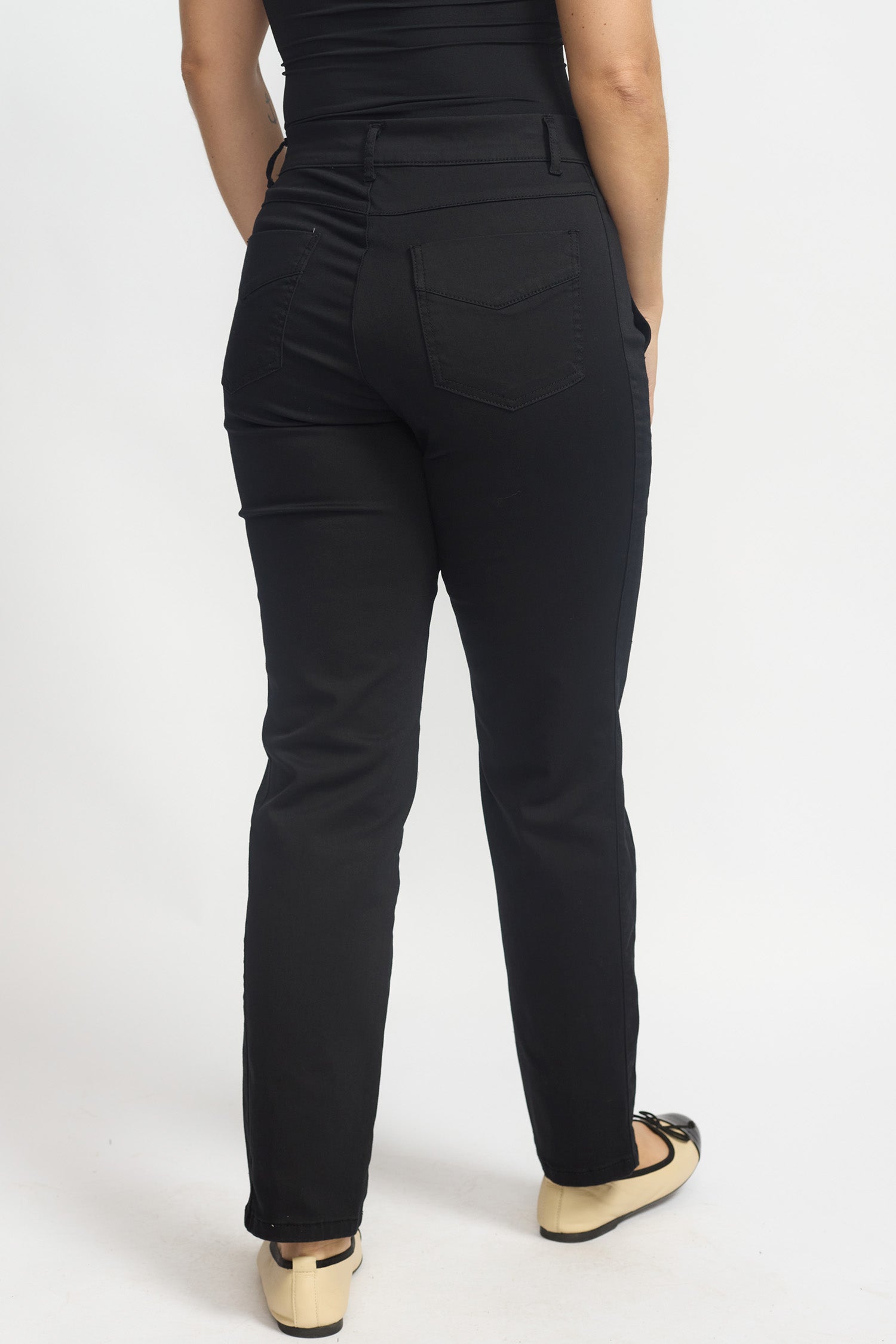KARCEMONA Black