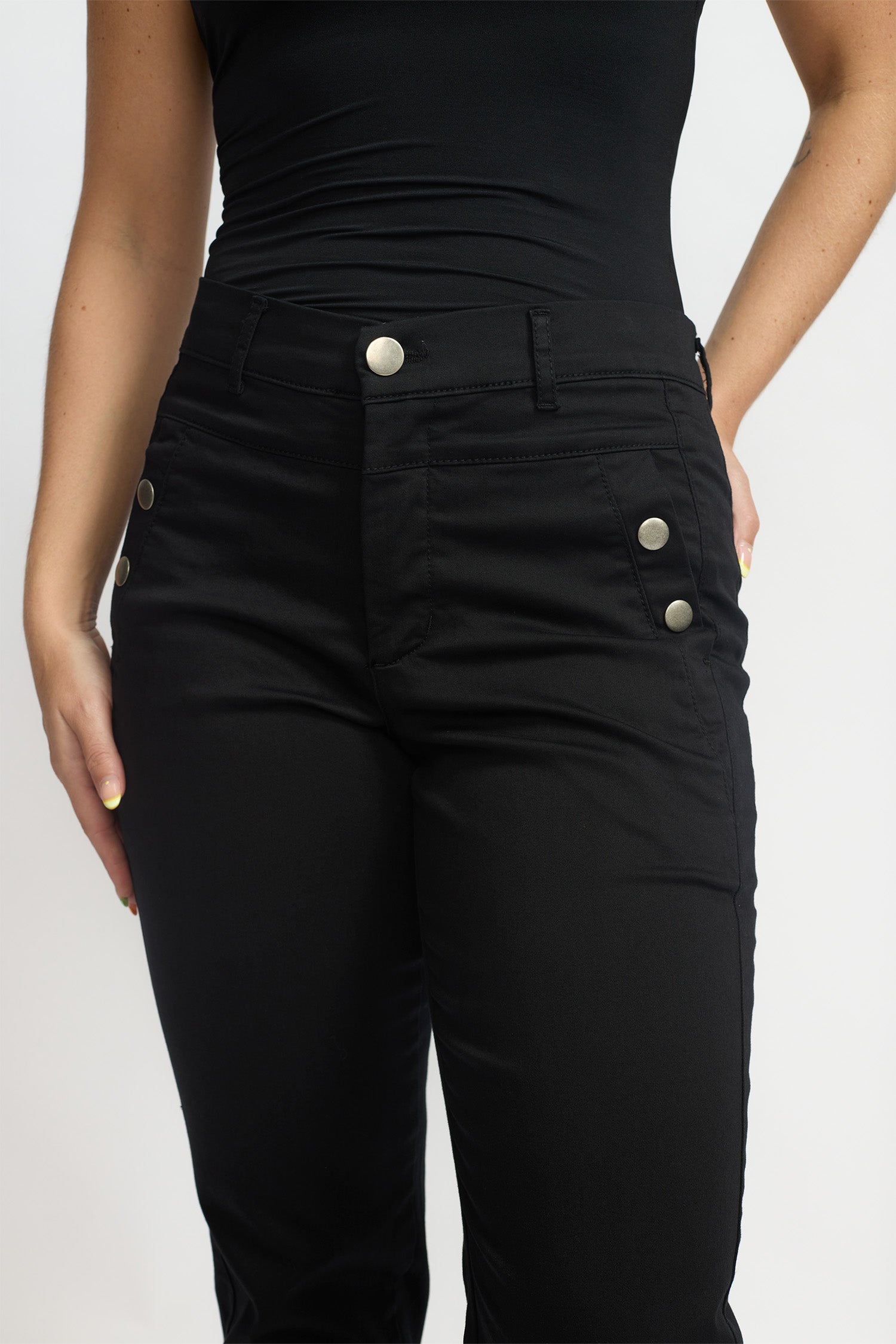 KARCEMONA Black