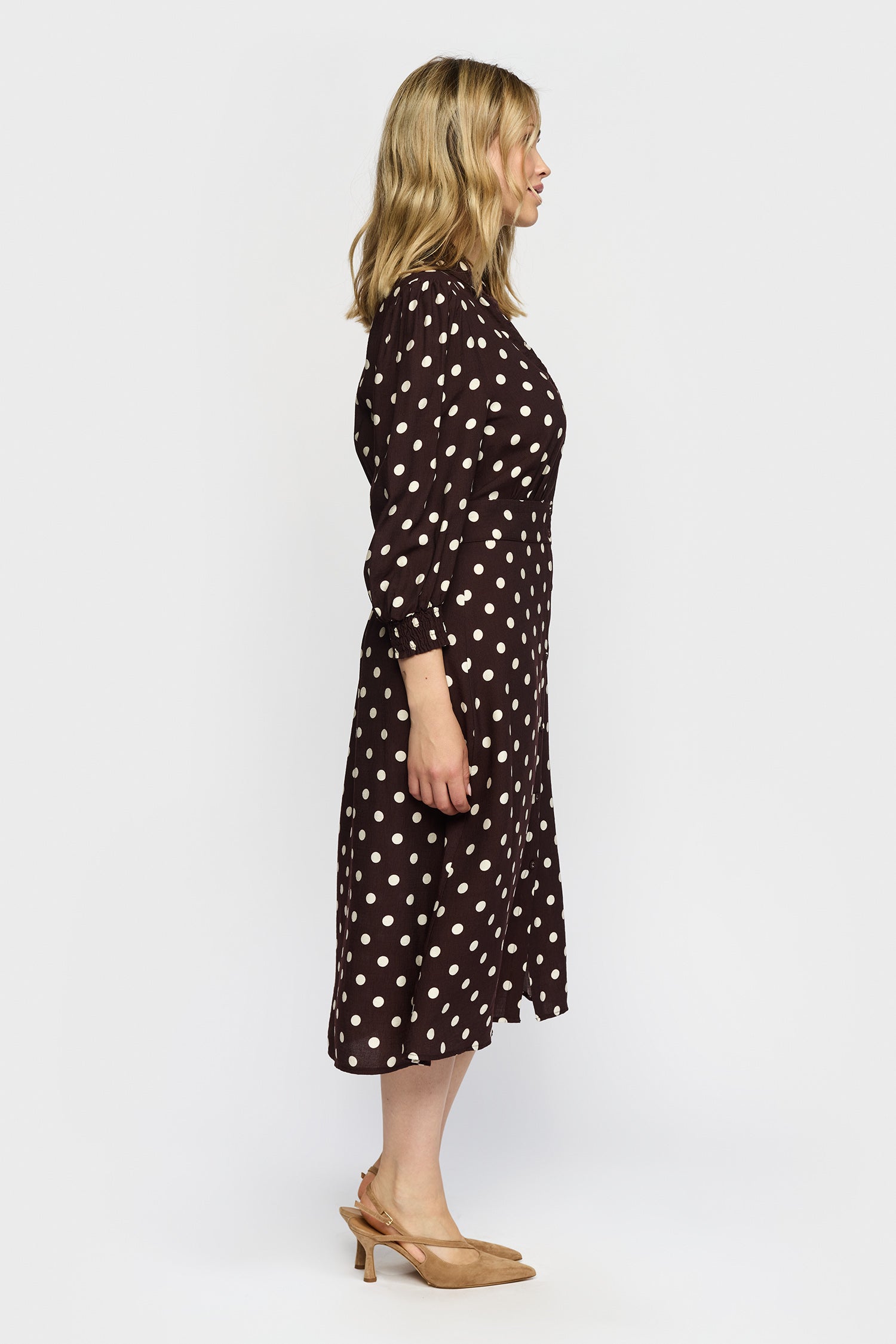 KLARA BROWN DOT
