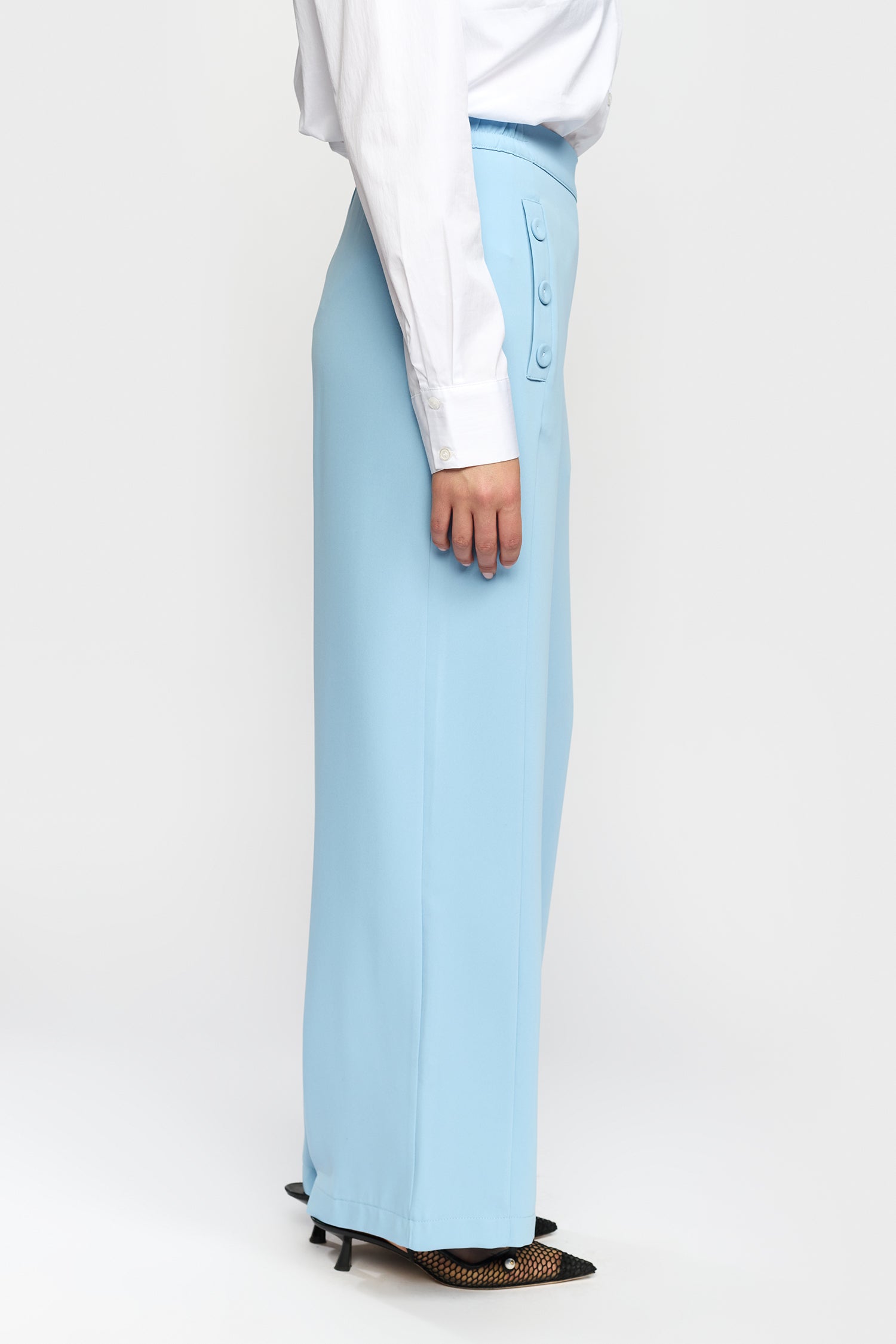OFELIA LIGHT BLUE