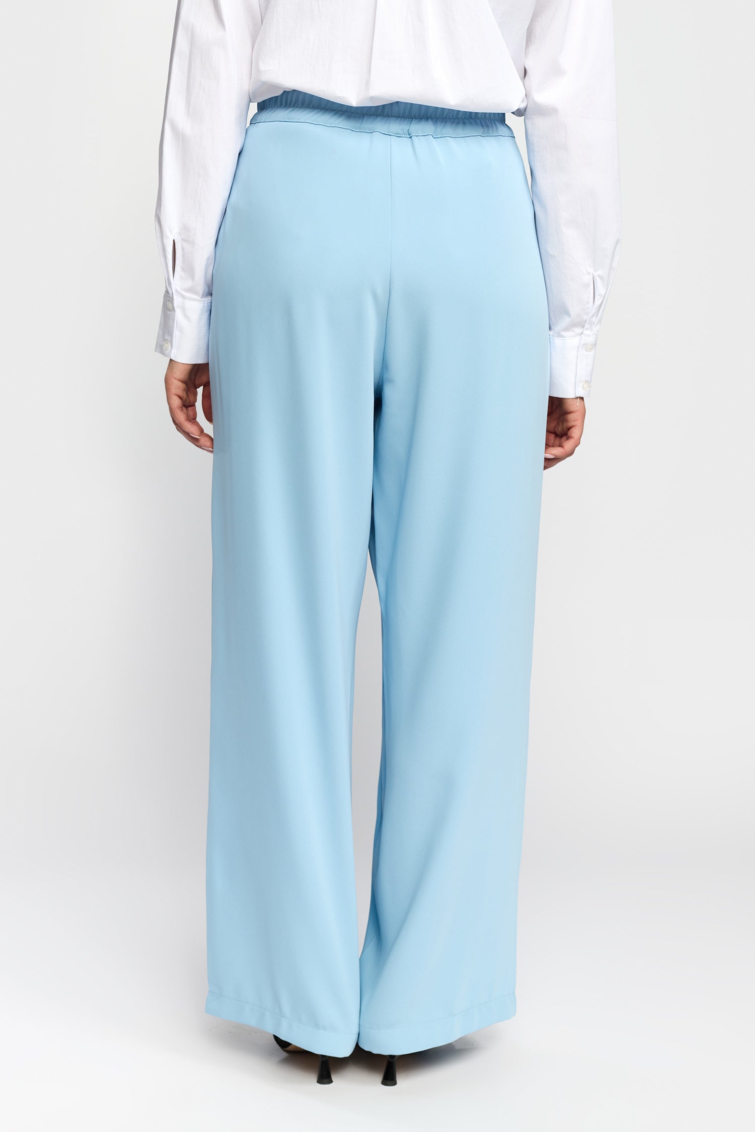 OFELIA LIGHT BLUE