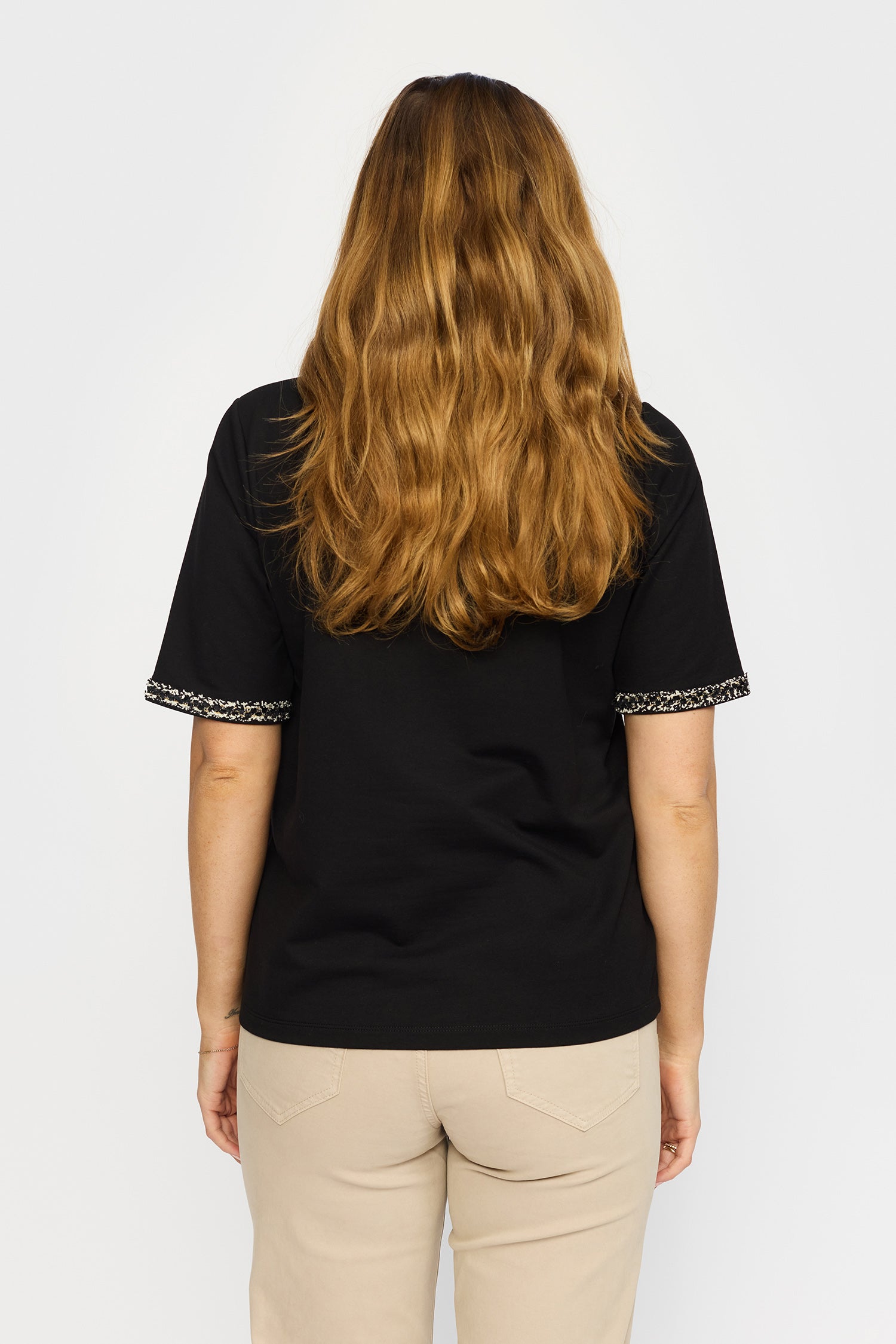 OMIRA.EA25 Black