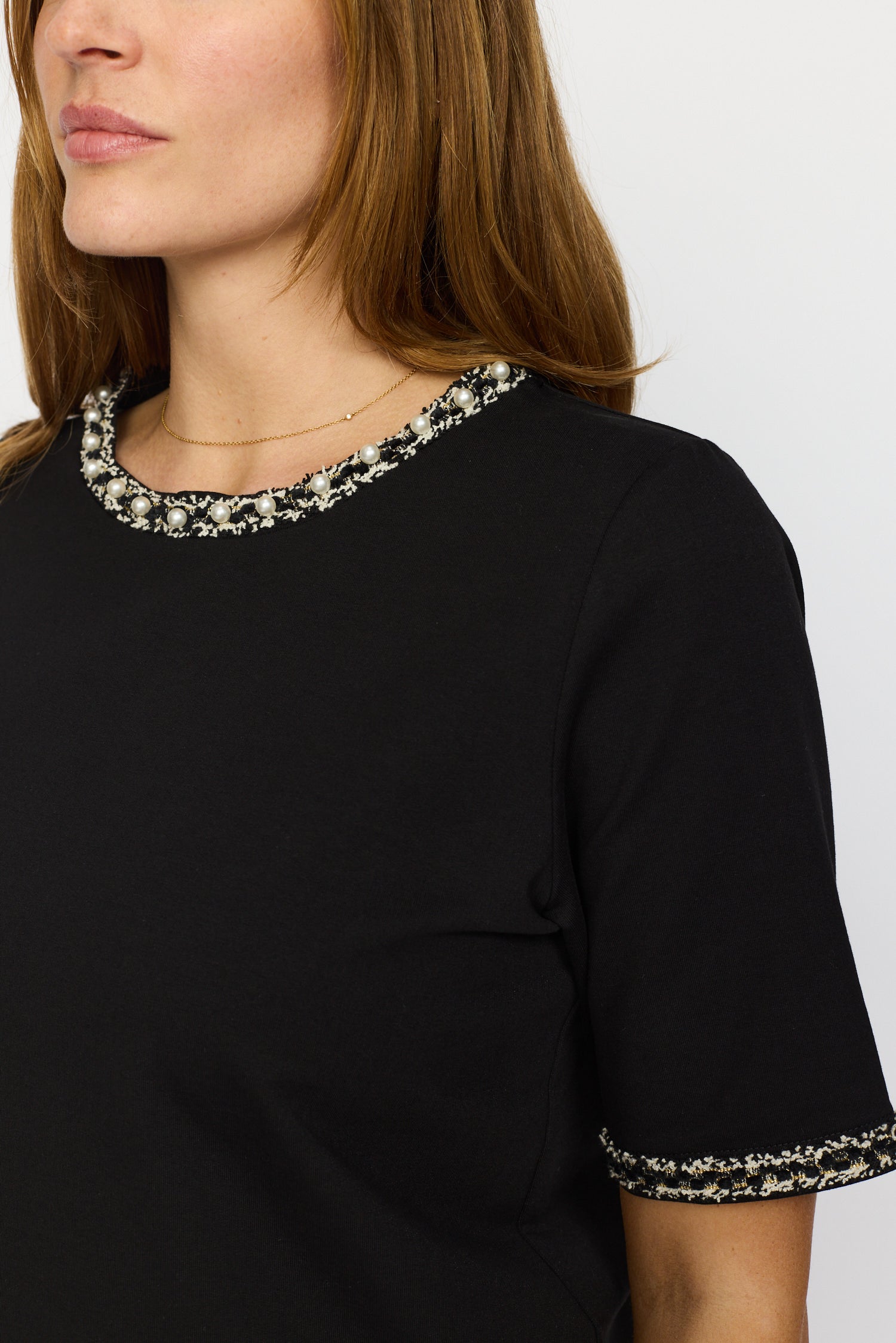 OMIRA.EA25 Black