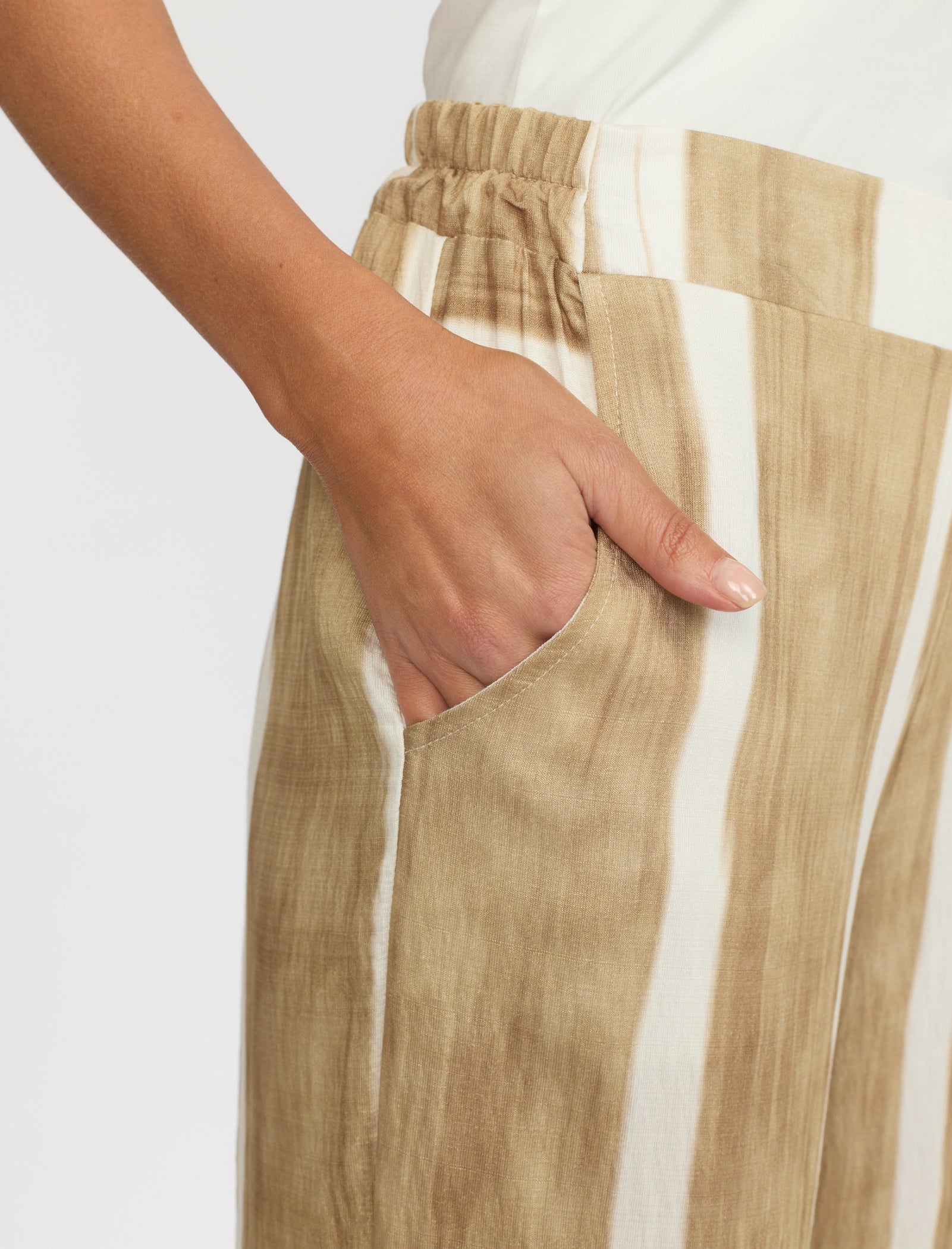 SKY.HS25 Sand Stripe