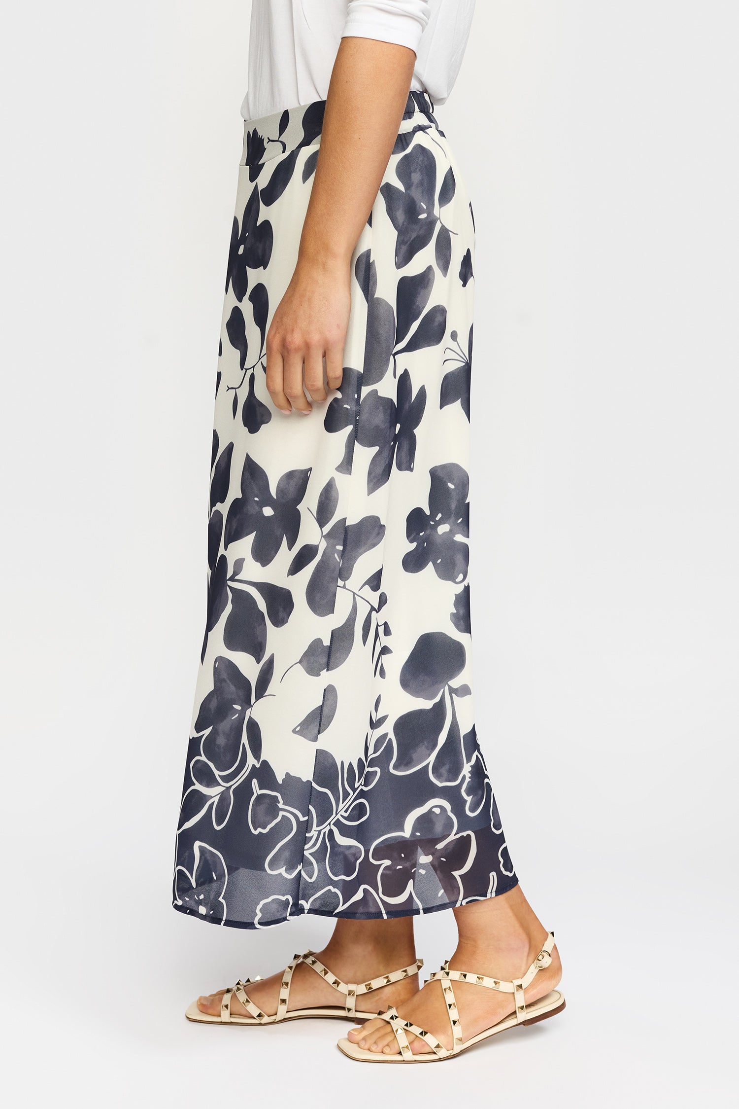 ADA NAVY FLOWER