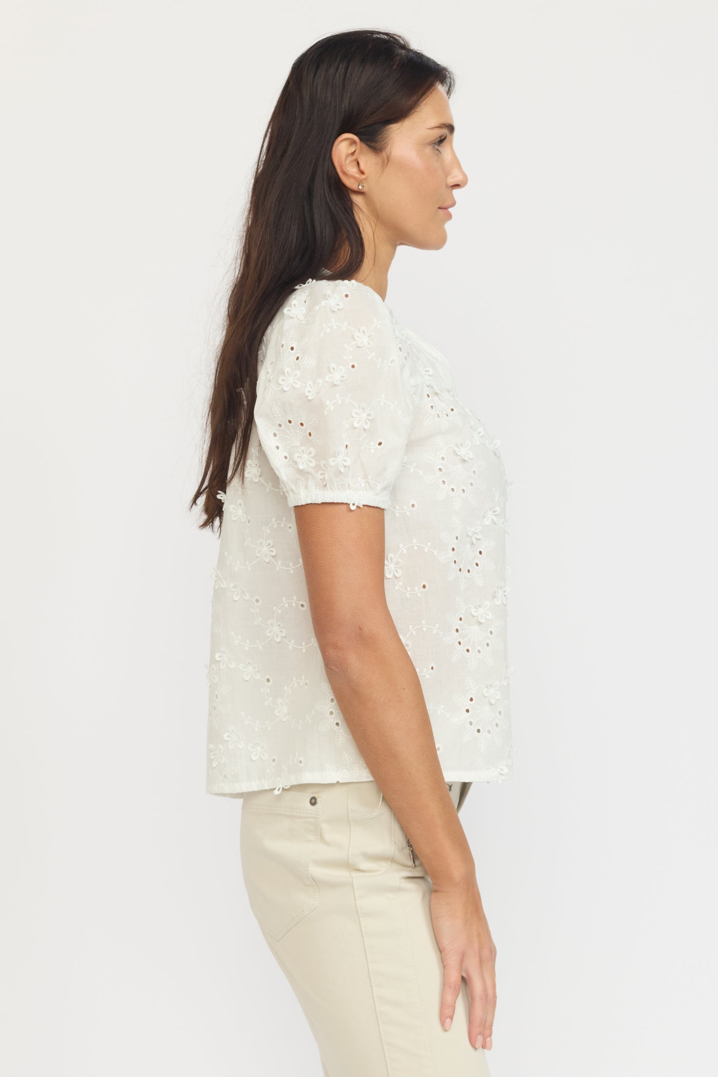 ALUIA.HS25 White