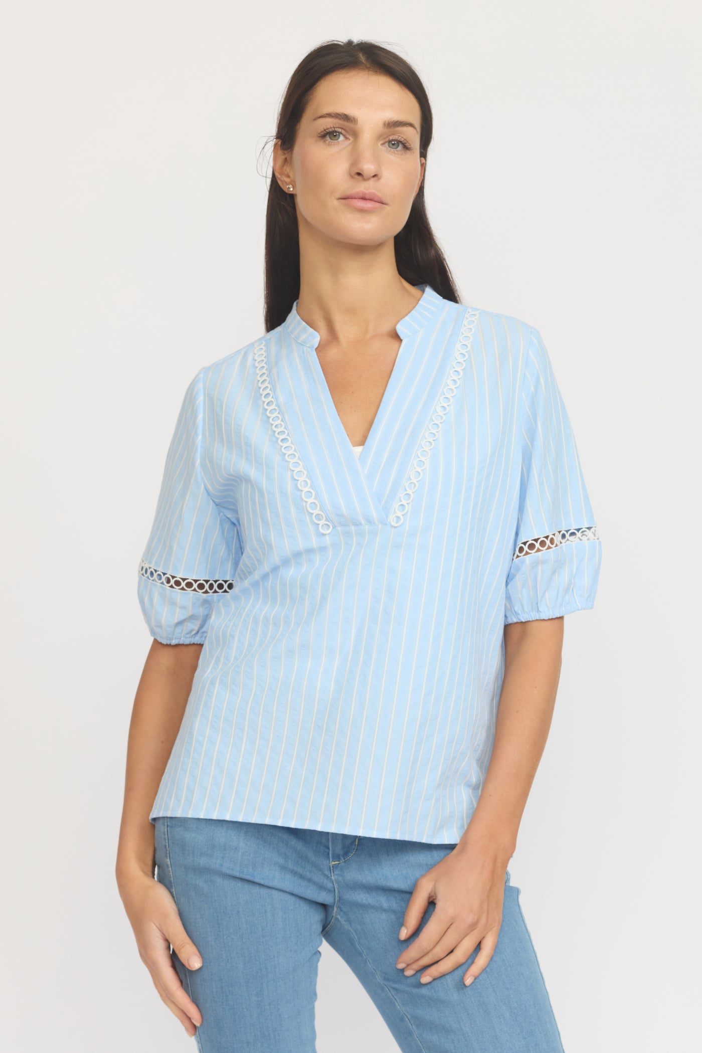 AMOLA.HS25 Light Blue Stripe