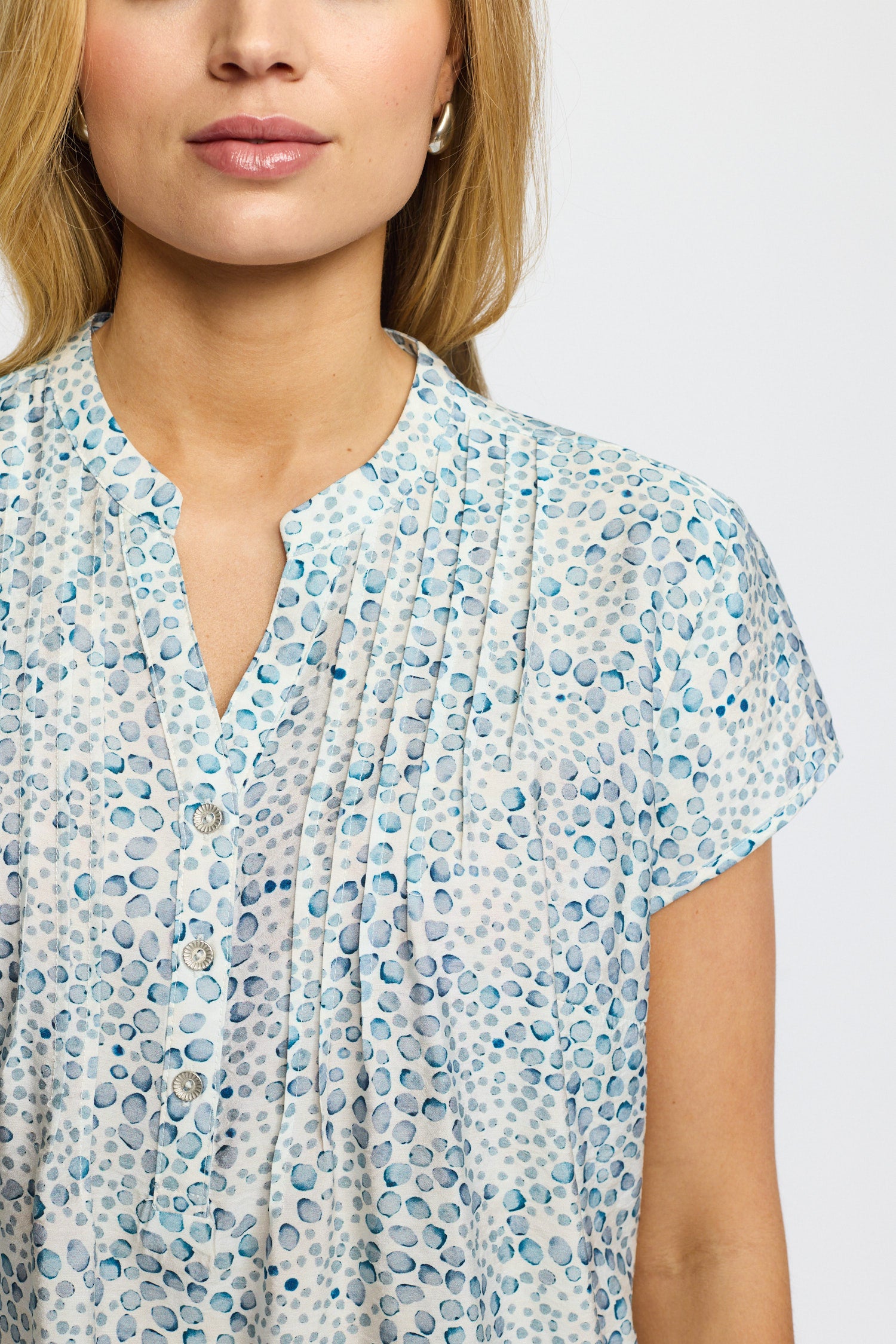 BERTA BLUE DOTS