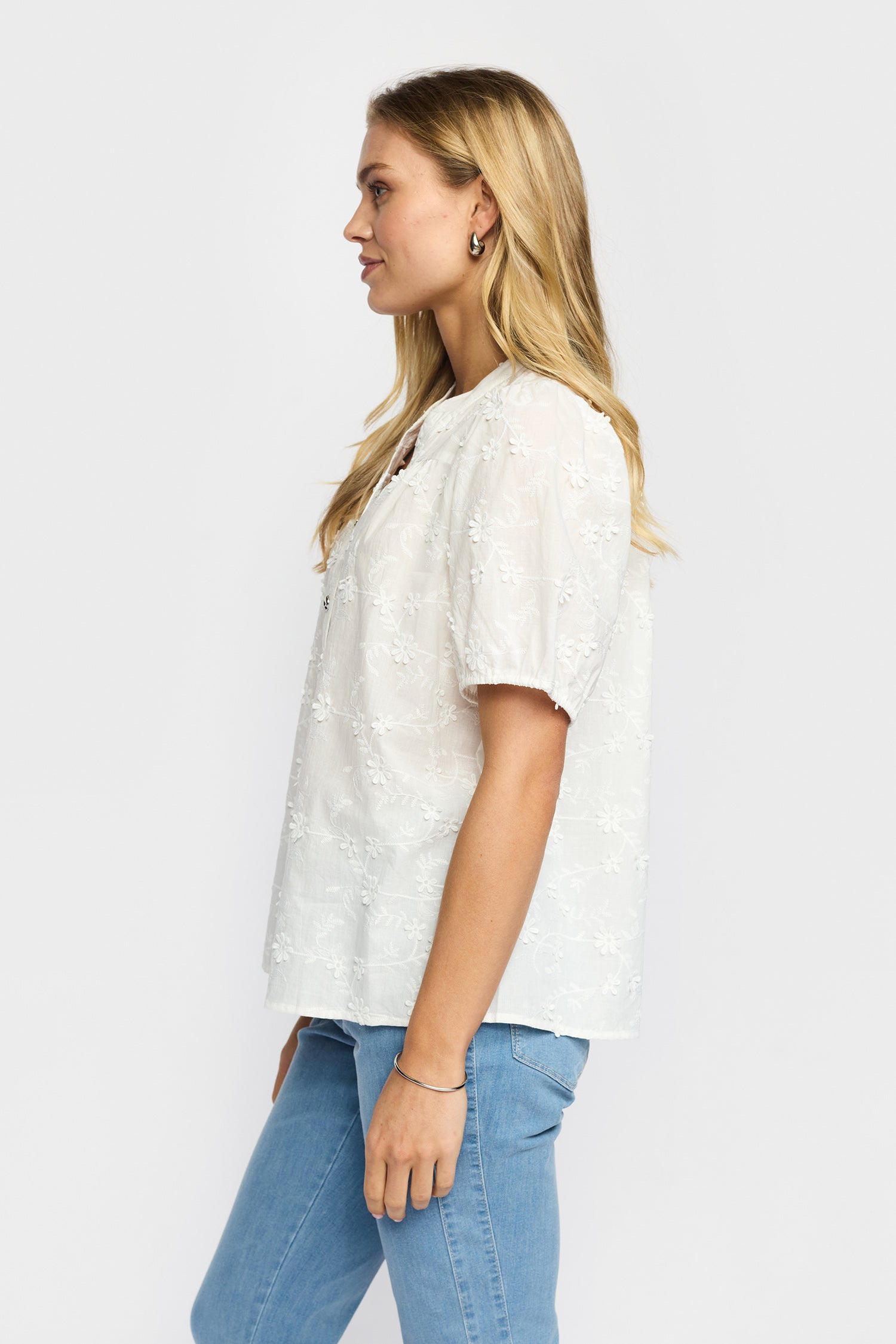 CANA WHITE