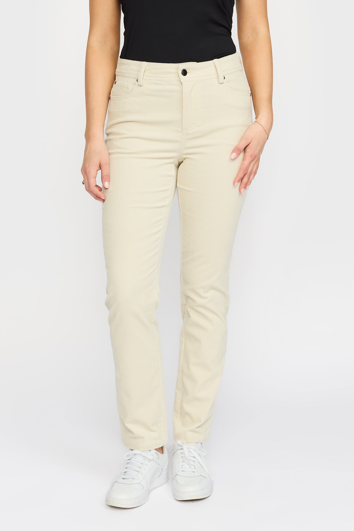 ELIN.EA25 Winter White