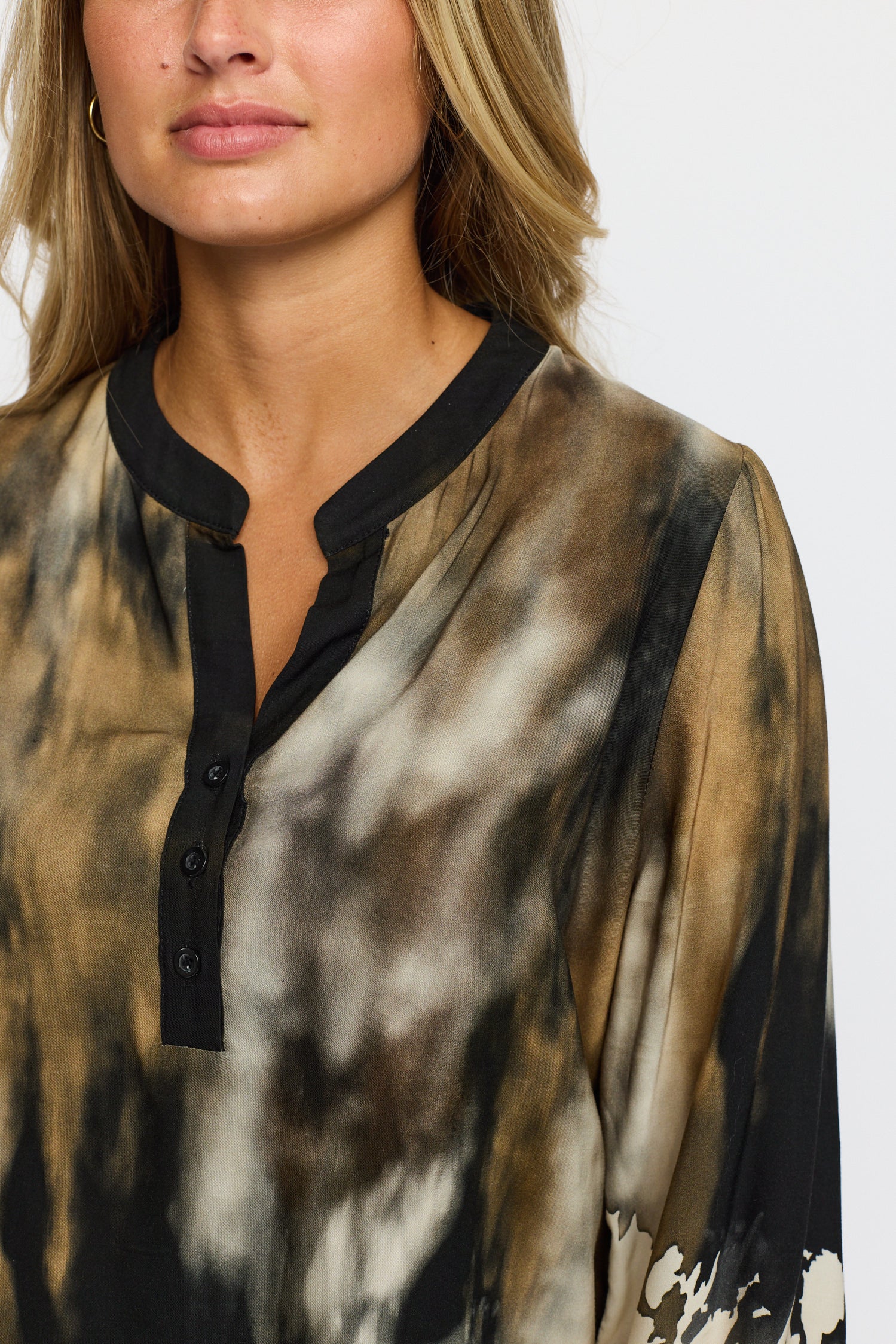 ELINE BLACK WAVE