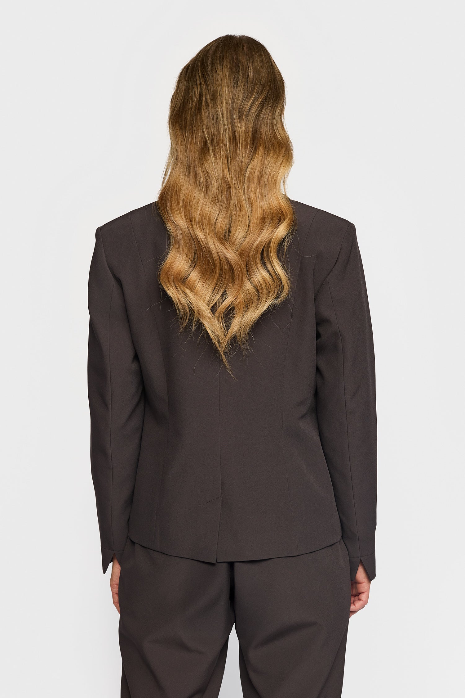 ILLIE DARK BROWN