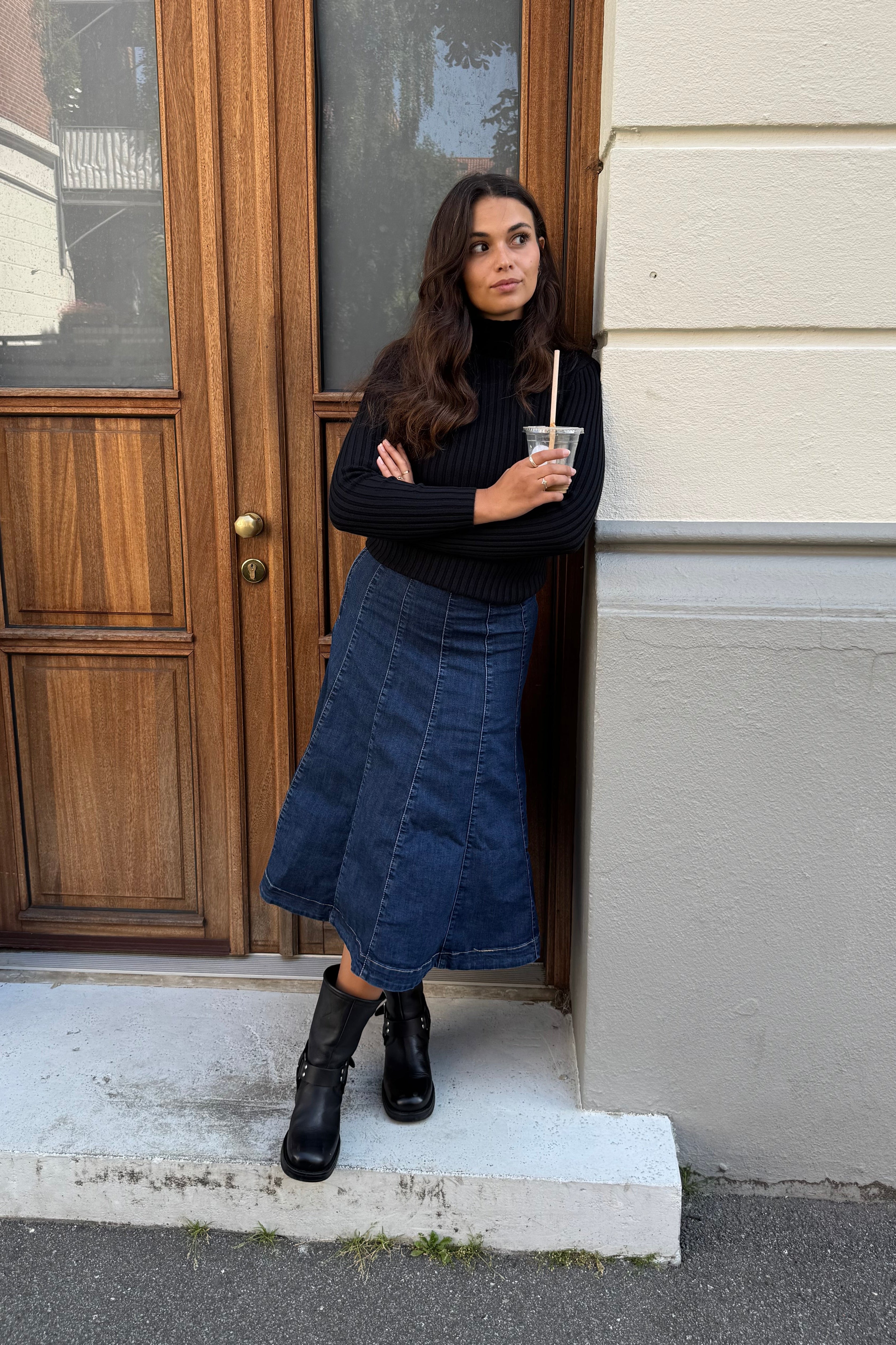BELLA.EA25 Dark Denim