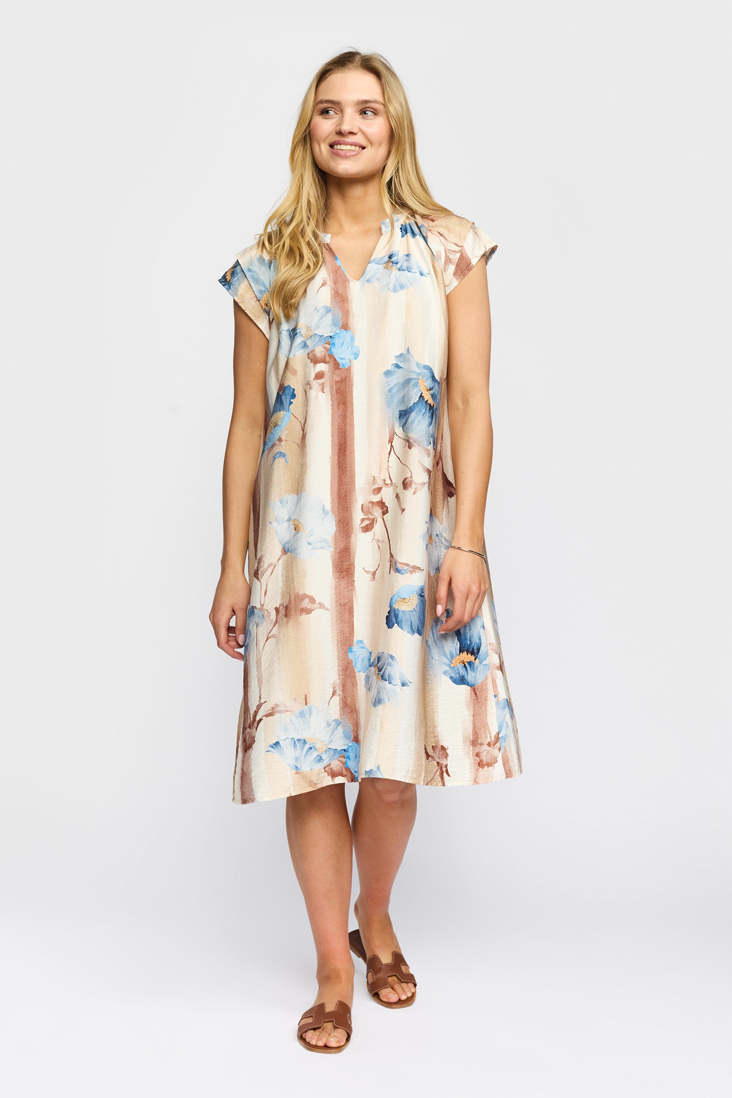 ISABELL SAND FLOWER