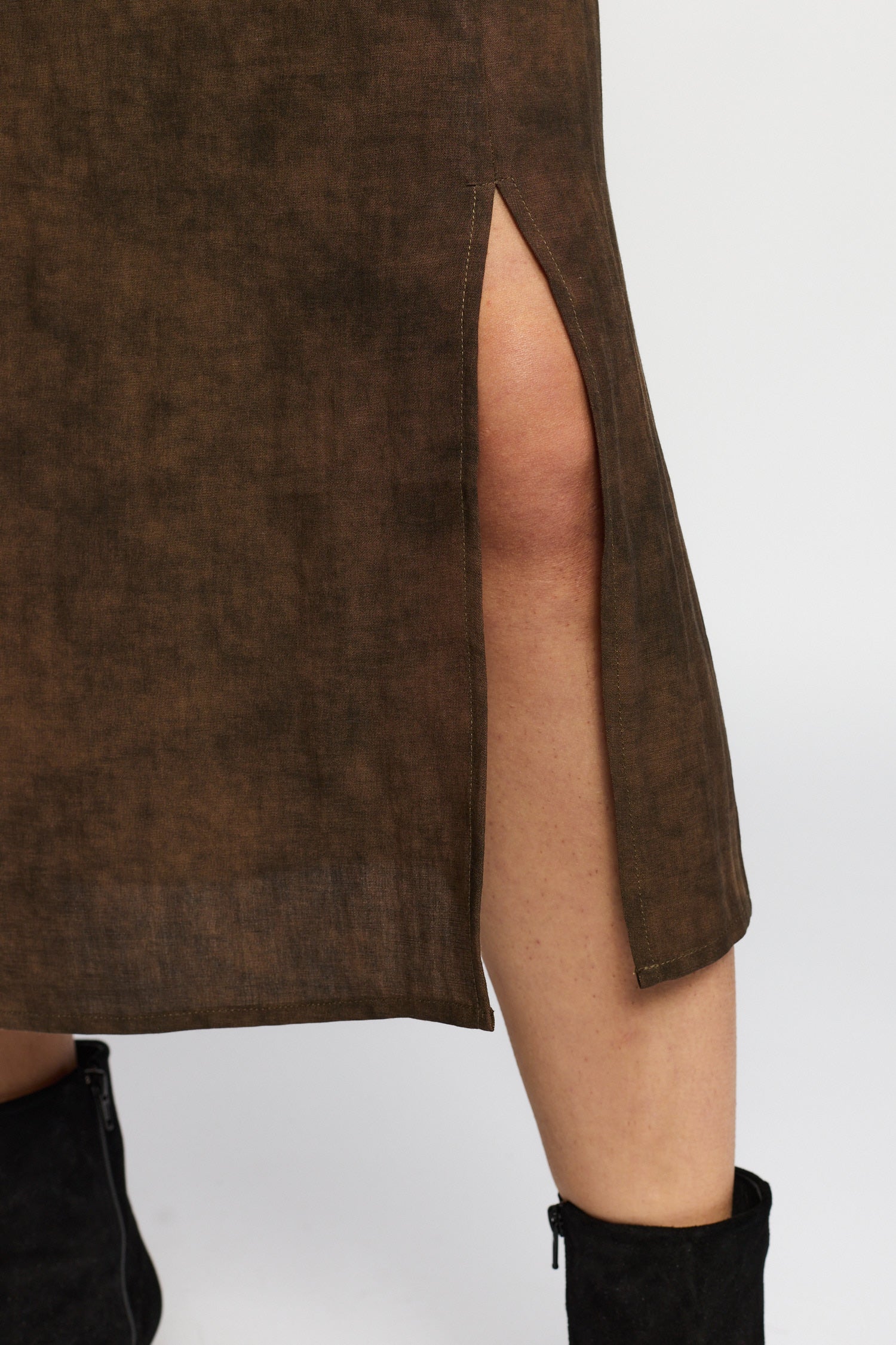 LINEA CHOCLATE BROWN