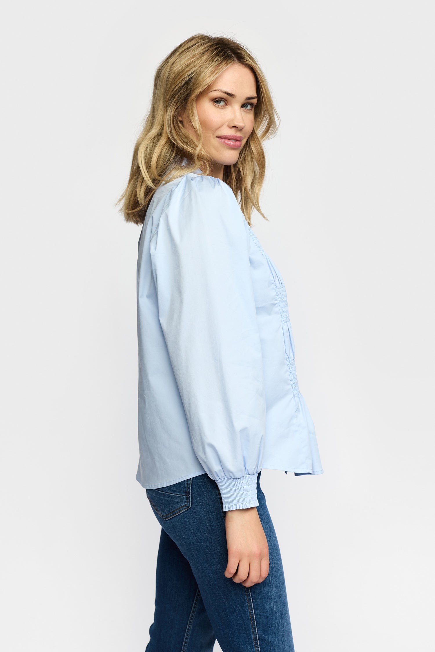 MELEA LIGHT BLUE