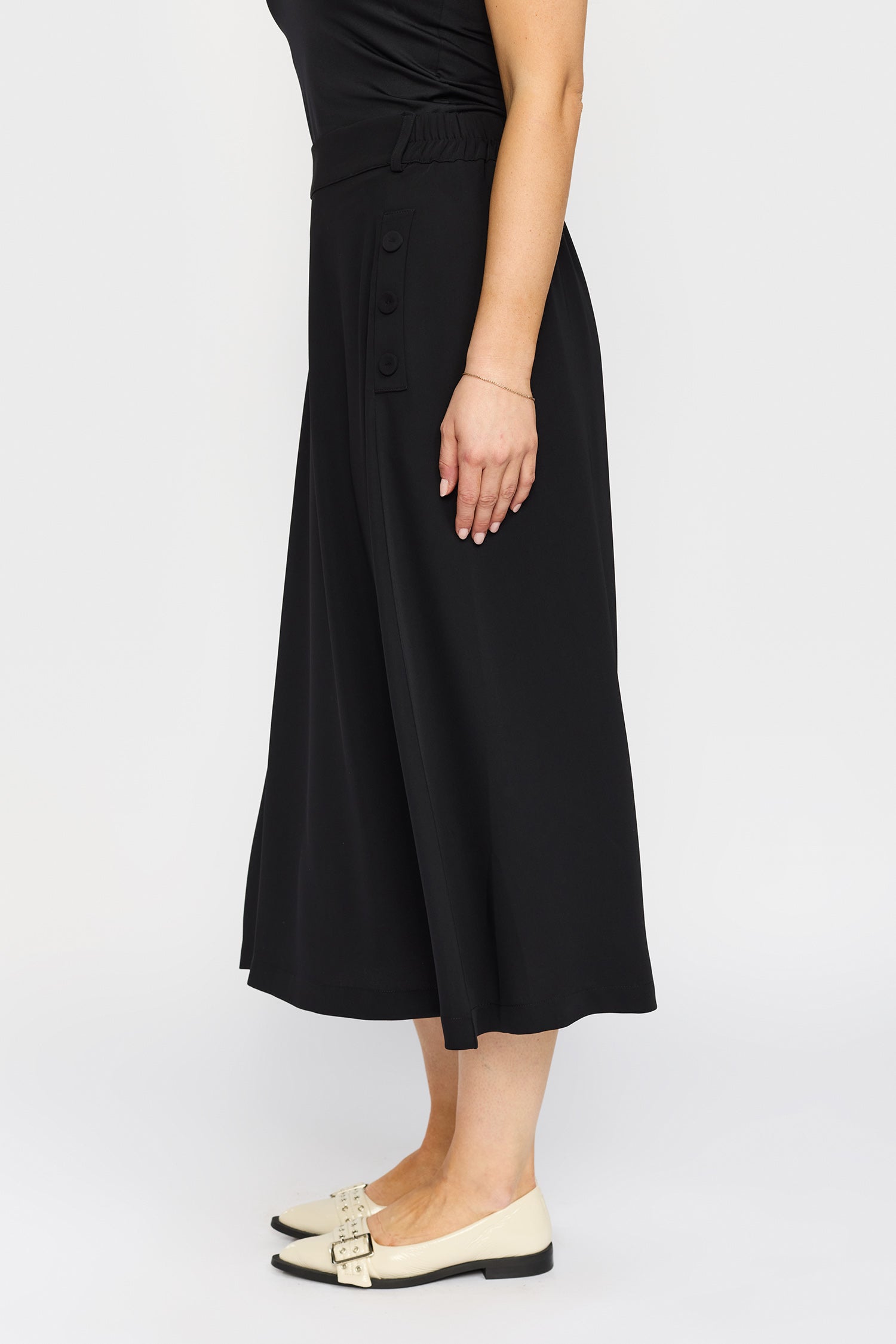 OLINE.EA25 Black
