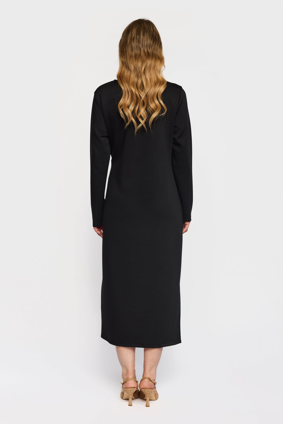RIVA BLACK
