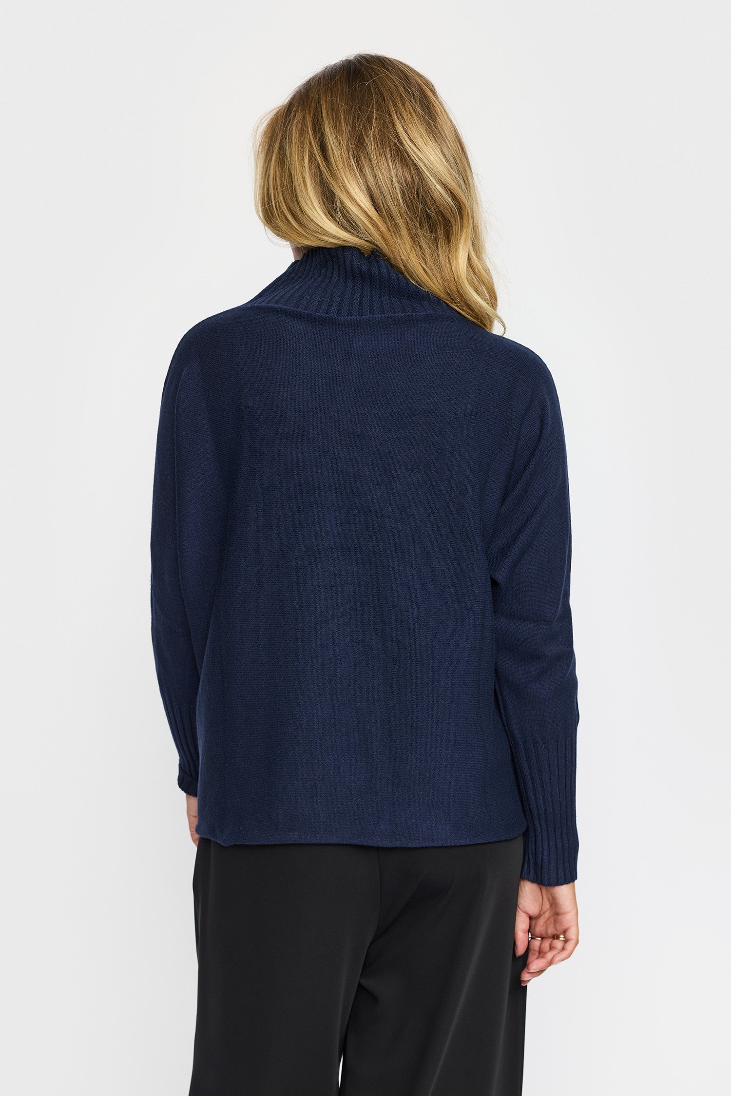 SOFFE.EA25 Navy