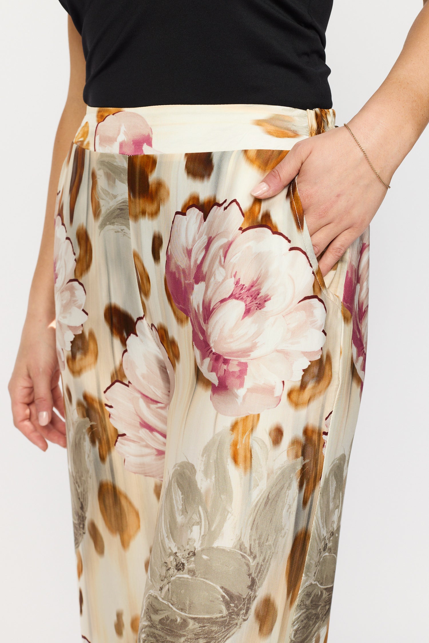 TALEA.EA25 Rose Border