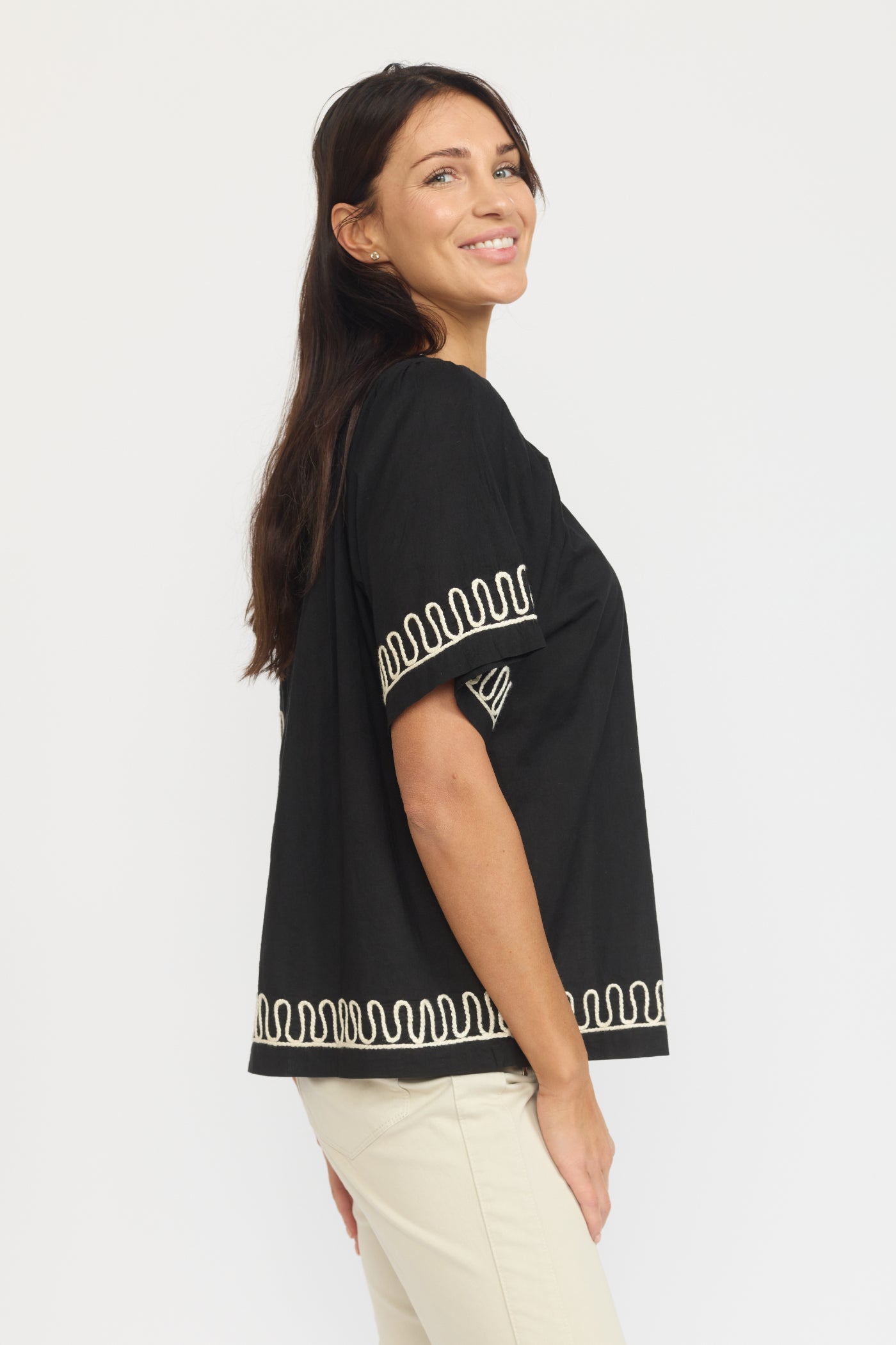 ULIANA.HS25 Black