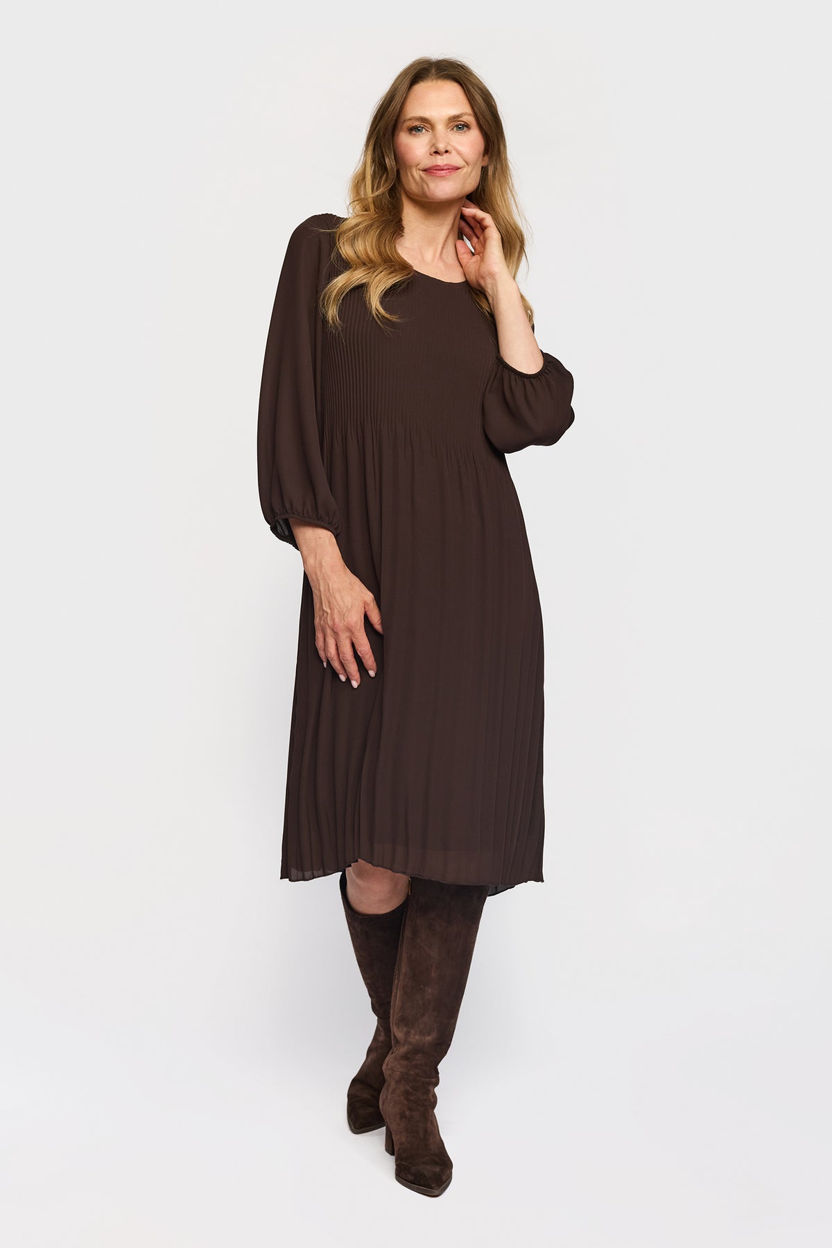 ULINE BROWN
