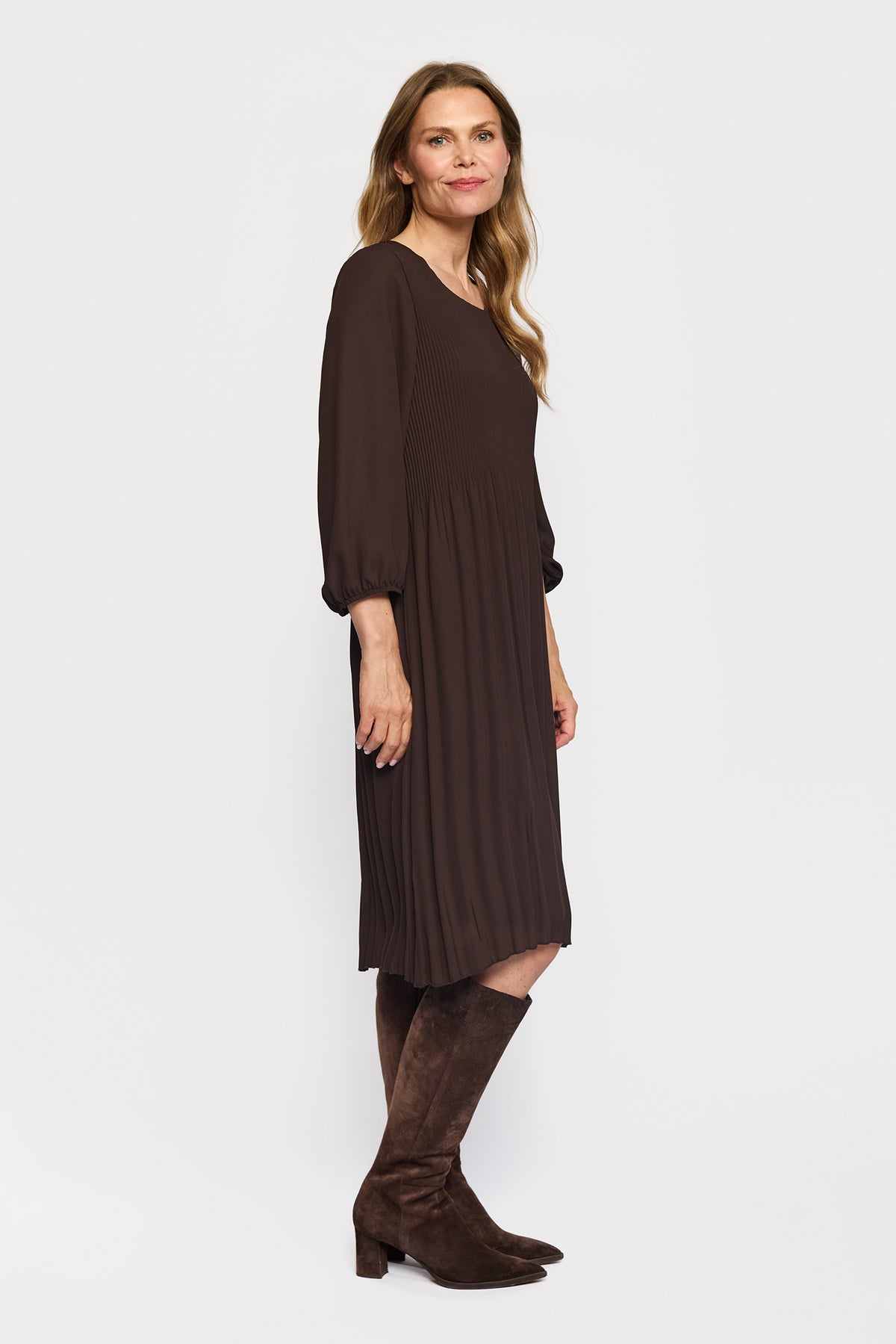 ULINE BROWN